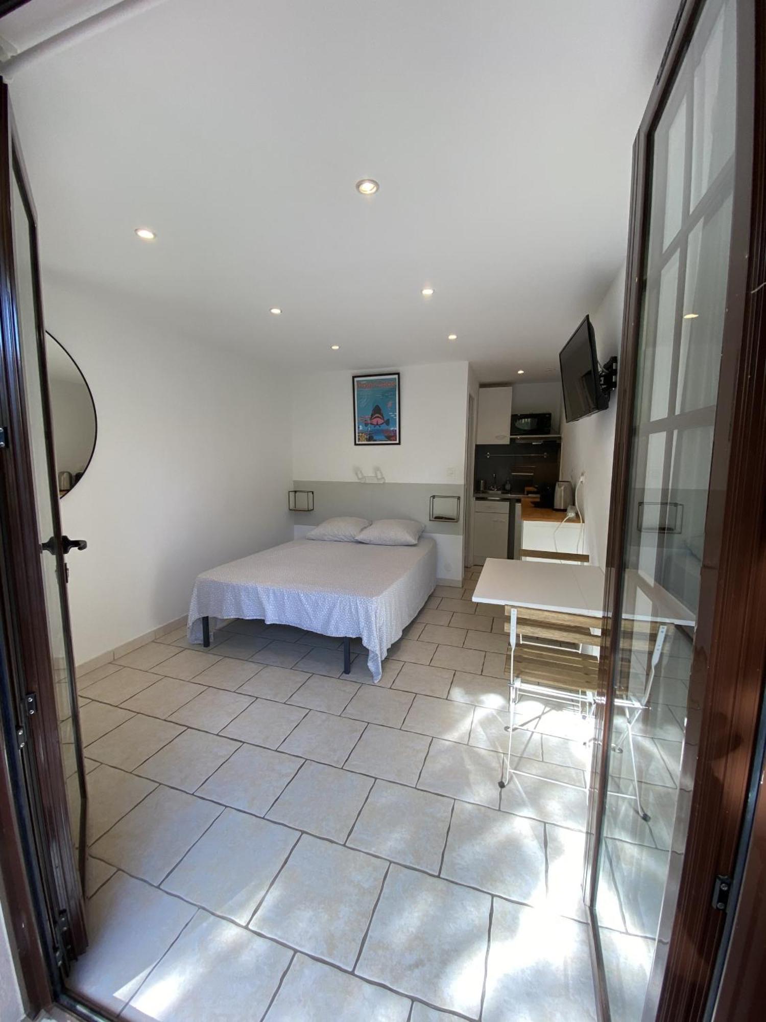 Villa L Annexe Des Sables Hyères Zimmer foto